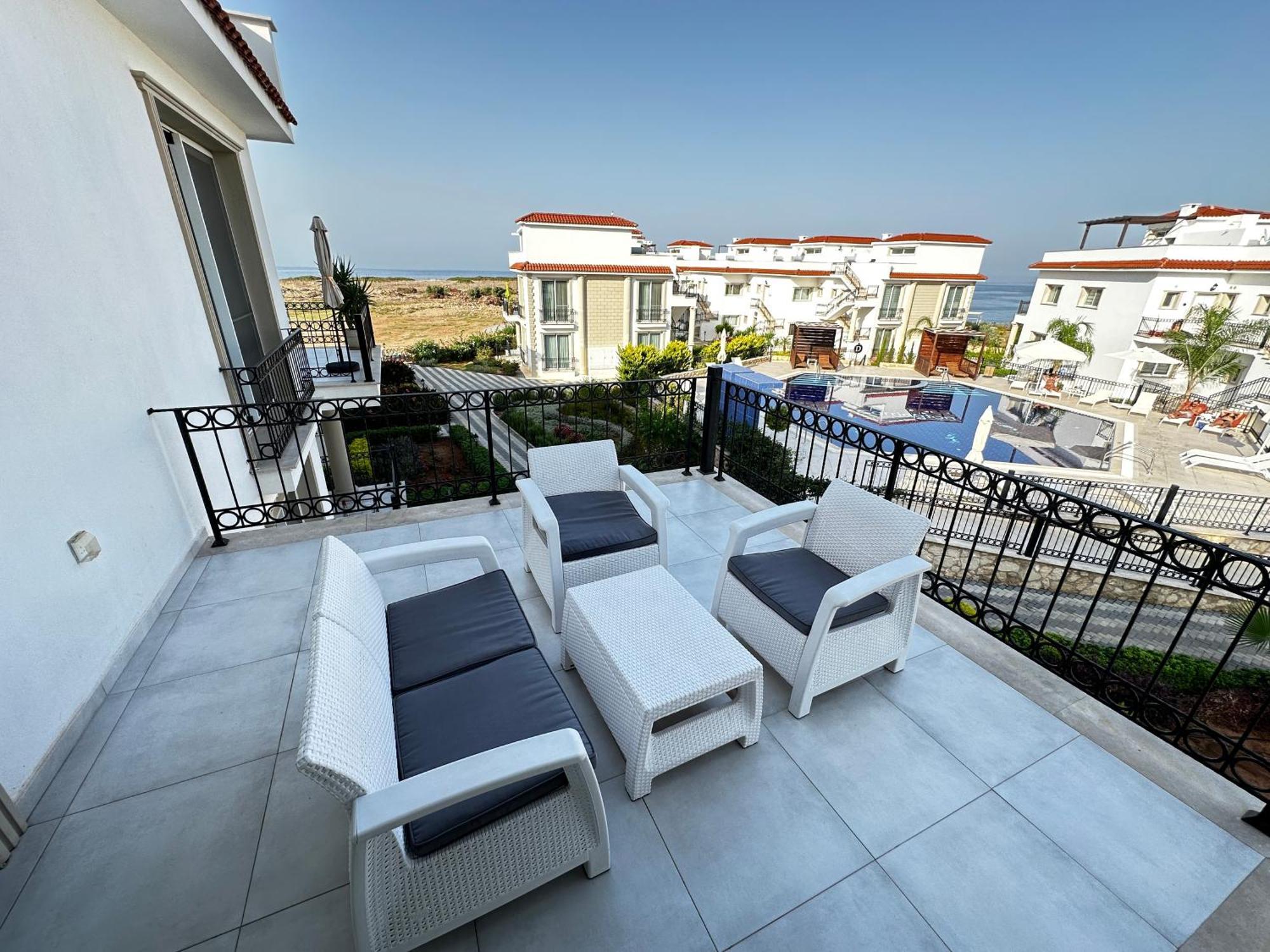 Carrington Holidays Cirénia Exterior foto